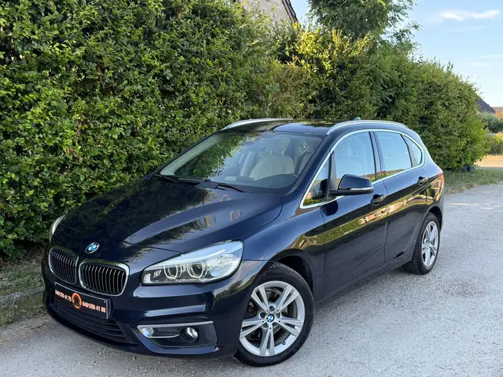 BMW 218